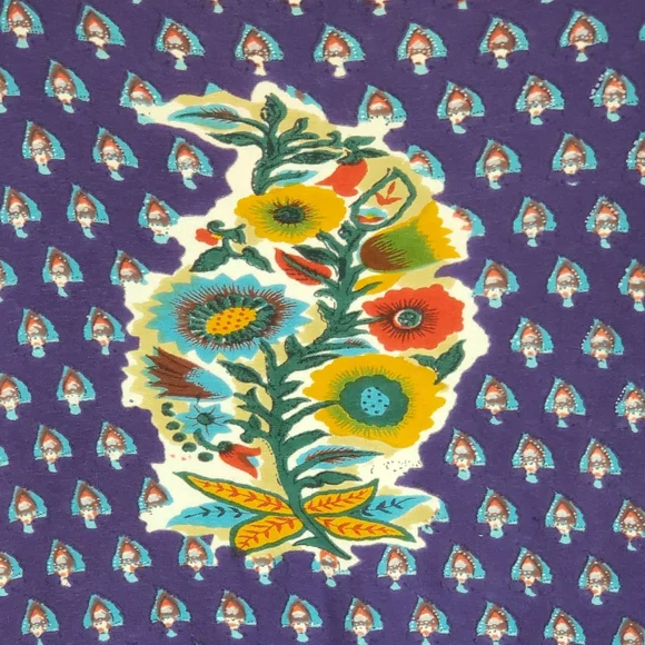 Colorful Crop Tee with Beadwork - Picture 7 of 10